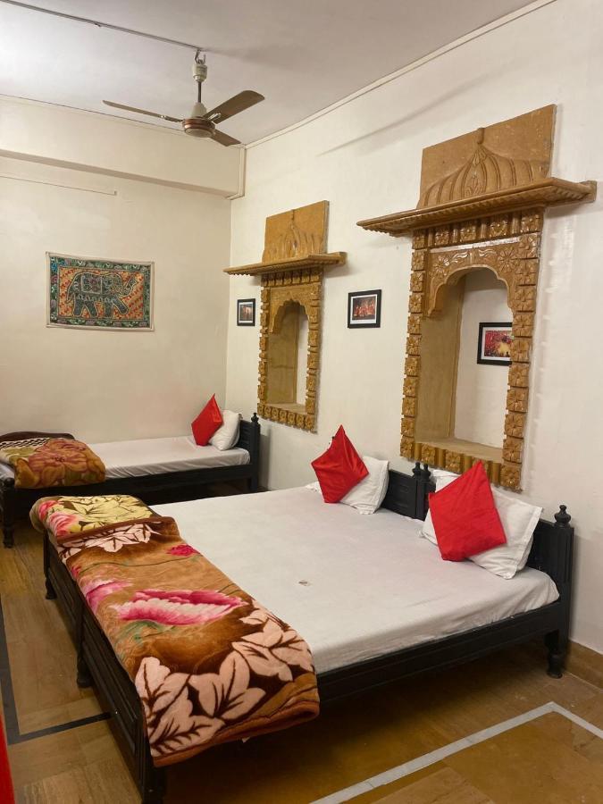 Hotel Dilbar Safari Dzsaiszalmer Kültér fotó